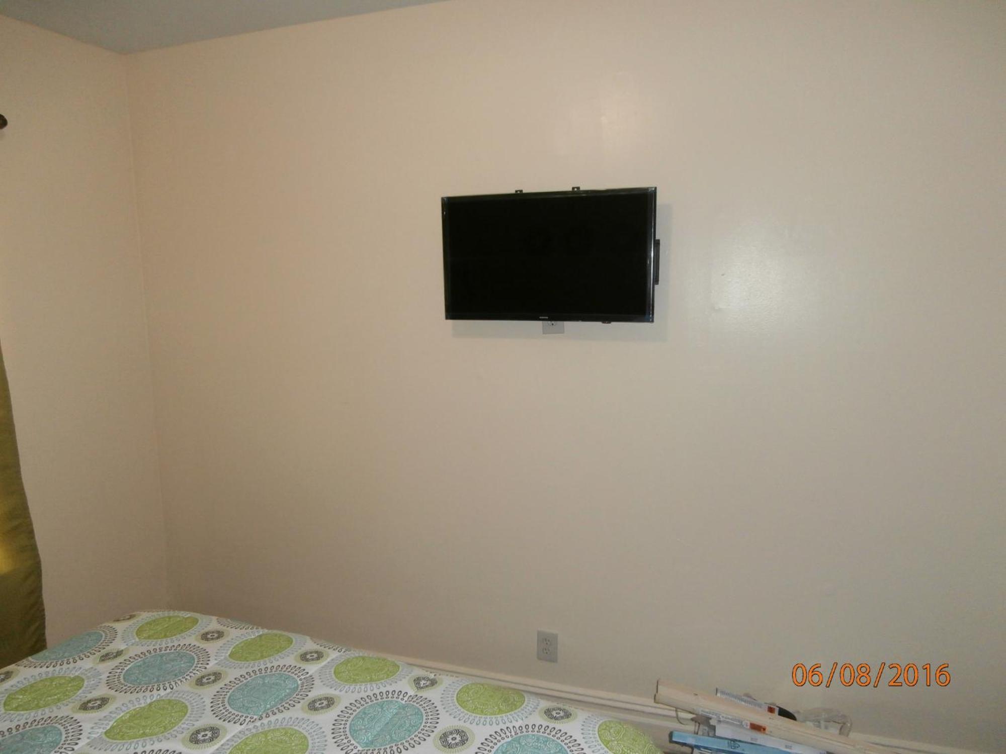 Studio, One And Two Bedroom Apartments - Bronx Ню Йорк Стая снимка