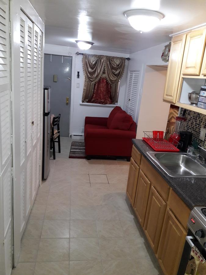 Studio, One And Two Bedroom Apartments - Bronx Ню Йорк Екстериор снимка